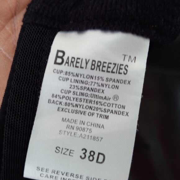 Barely Breezies 38D Black Soft Cup Underwire Bra Adjustable Straps Basics - Picture 6 of 6